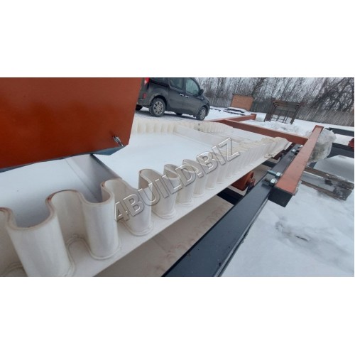 Стрічковий конвеєр з вулканізованою стрічкою та шевронними бортами ЛТ-3-400