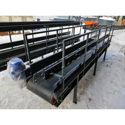  Стрічковий конвеєр з регульованими бортами ЛТ-3-400 (М)